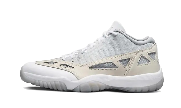 Air Jordan 11 Low IE Light Orewood Marrón