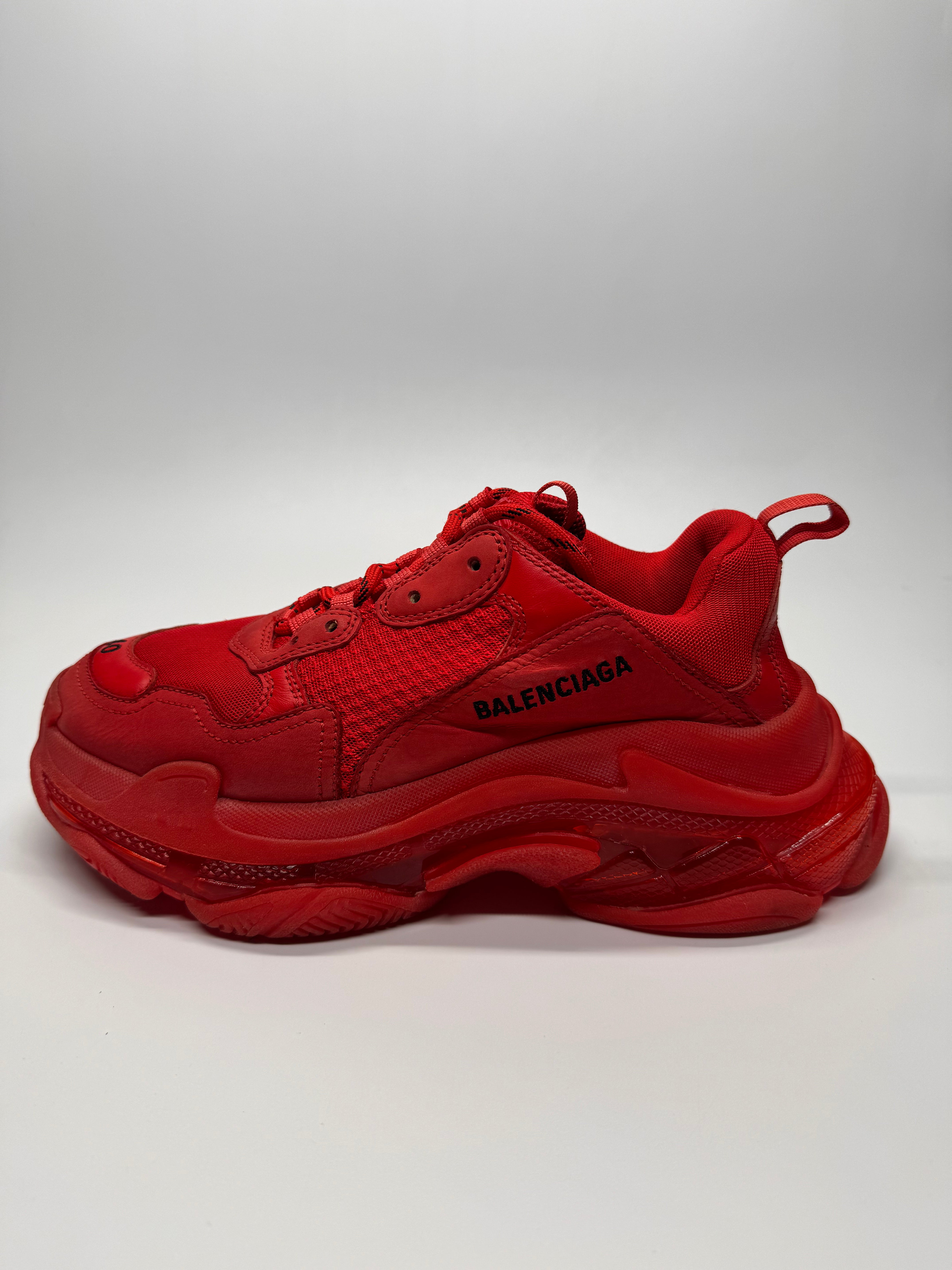 Balenciaga Triple S clear sole red SECOND HAND Blckthemall s.r.l.s