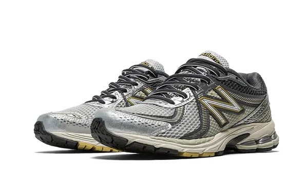 New Balance 860 V2 Earth