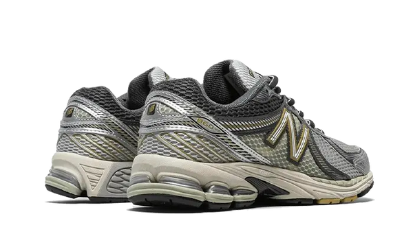 New Balance 860 V2 Earth