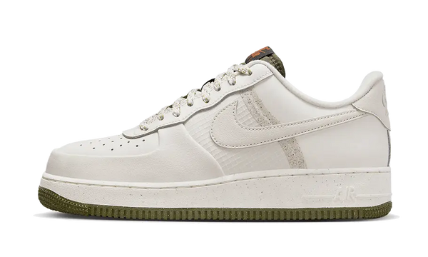 nike-air-force-1-07-lv8-winterized-phantom