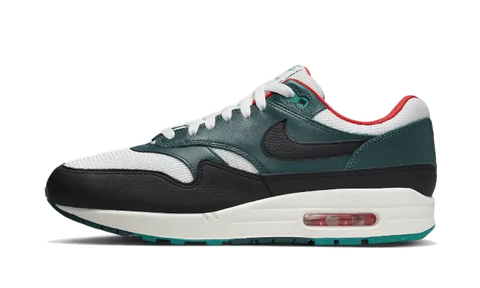Air Max 1 Liverpool Lebron James
