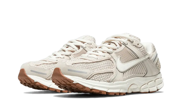 nike-zoom-vomero-5-ligero-marrón-negro