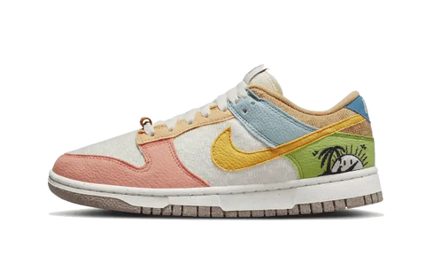 Dunk Low SE Sun Club