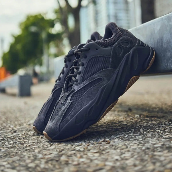 Adidas Yeezy Boost 700 Utility Black