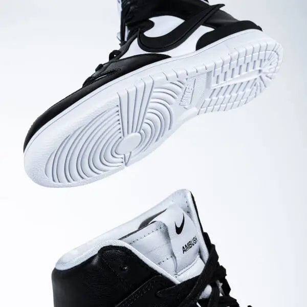 Dunk High Ambush Black White Nike  Sneakers