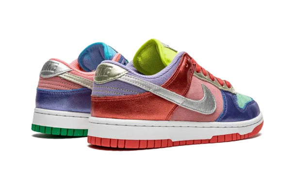 Dunk Low Sunset Pulse Nike  Sneakers