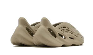 Adidas Yeezy Foam RNNR Stone Salt