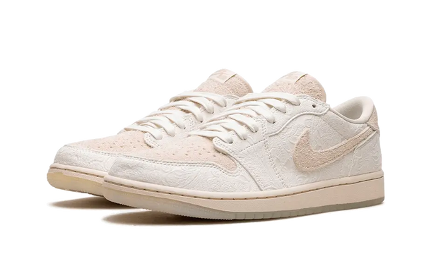 air-jordan-1-retro-low-og-chris-paul