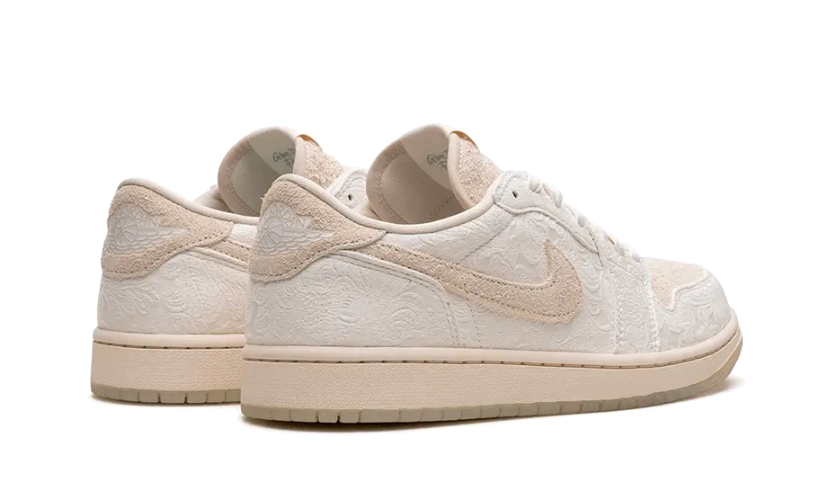 air-jordan-1-retro-low-og-chris-paul