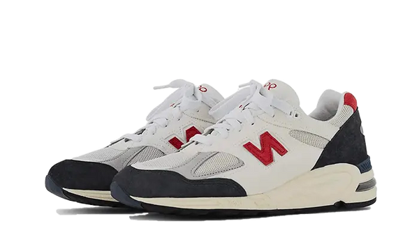 New Balance 990 V2 Made In USA Navy Sea Salt