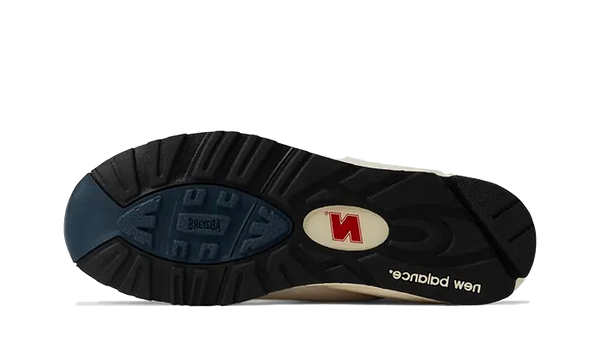 New Balance 990 V2 Made In USA Navy Sea Salt