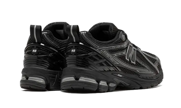 New Balance 1906R Negro Gris