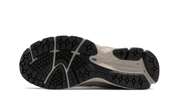 New Balance 2002R Marblehead
