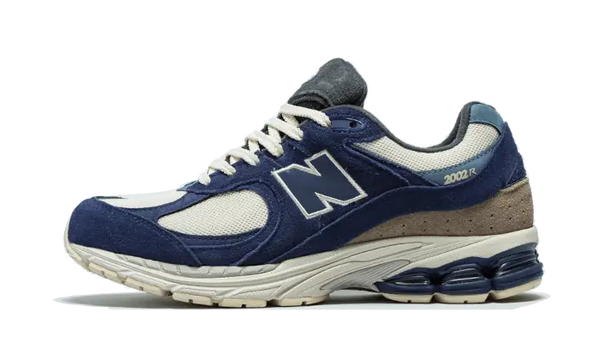 New Balance 2002R Navy Crema