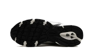 New Balance 530 Gris Materia Plata Metalizado