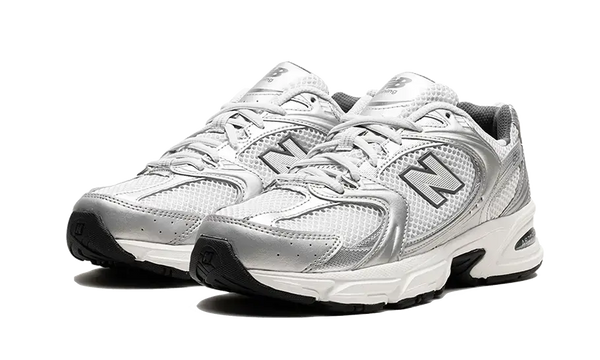 New Balance 530 Gris Materia Plata Metalizado