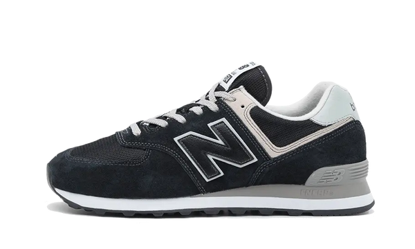New Balance 574 Negro Blanco (2022)