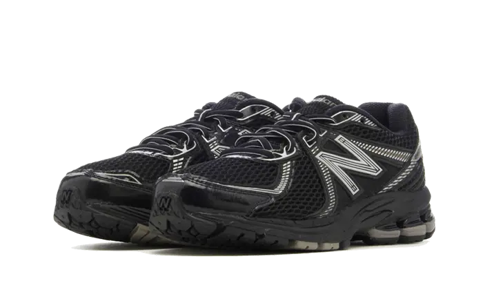 New Balance 860 Black Silver