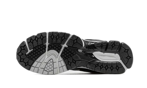 New Balance 860 Black White Silver