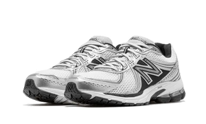 New Balance 860 Black White Silver