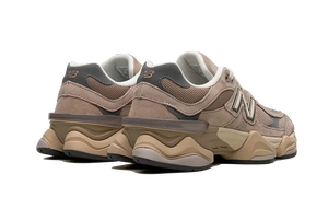 New Balance 9060 Driftwood Castlerock