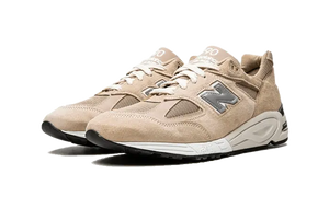 New Balance 990 V2 Kith Tannin