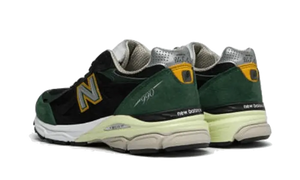 New Balance 990 V3 Black Green Yellow - M990CP3
