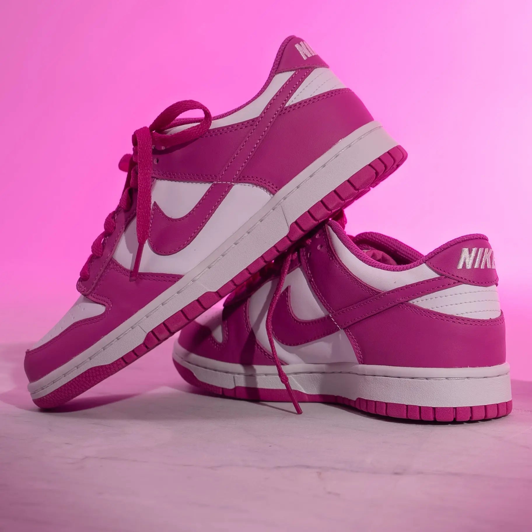 Dunk Low Active Fuchsia Nike Sneakers