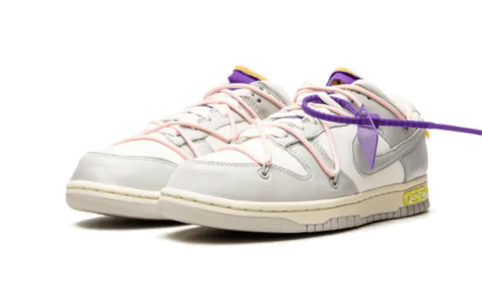 Dunk Low Off-White Lot 24 Nike Sneakers