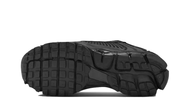 Nike Vomero 5 Triple Black