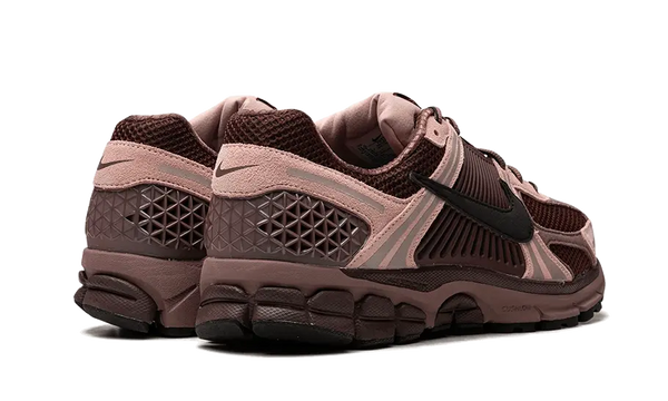 nike-zoom-vomero-5-plum-eclipse
