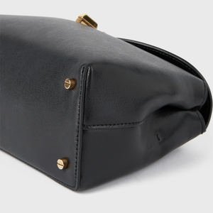 T-Lock Clutch Leather Black Gold