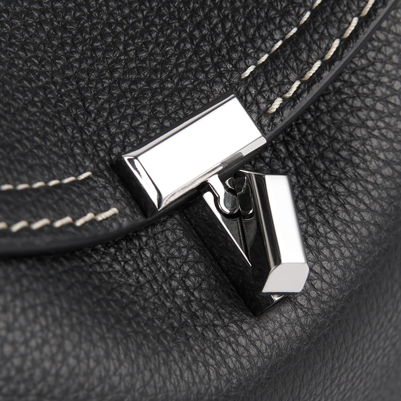 T-Lock Clutch Grained Leather Black Silver