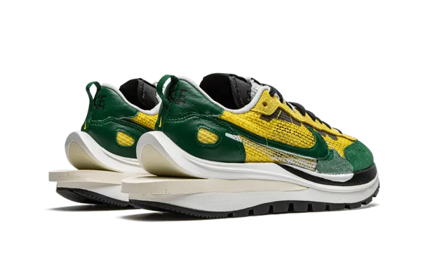 Nike Vaporwaffle Sacai Tour Yellow Stadium Green - CV1363-700