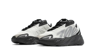 Adidas Yeezy 700 MNVN Bone - FY3729