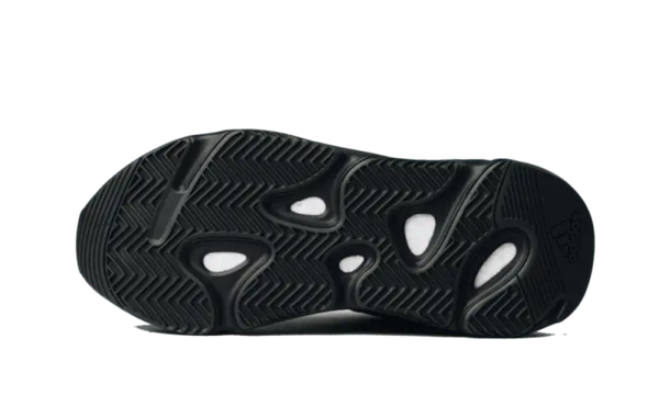 Adidas Yeezy 700 MNVN Triple Black - FV4440