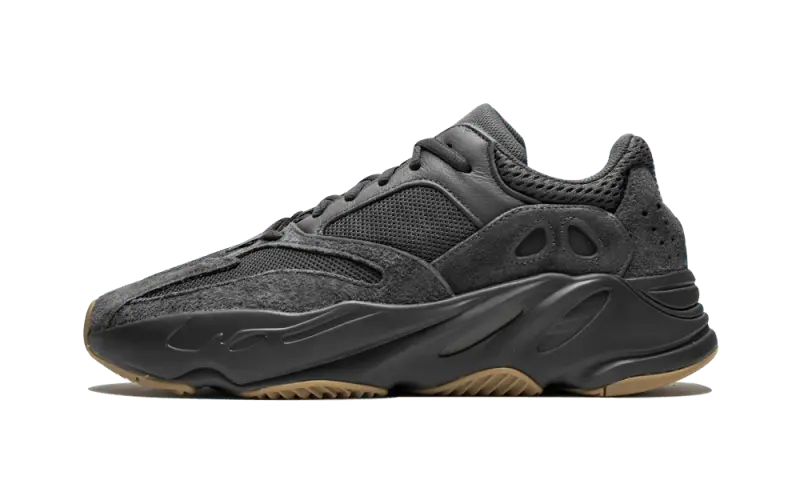 Yeezy 700 Utility Black Blckthemall s.r.l.s