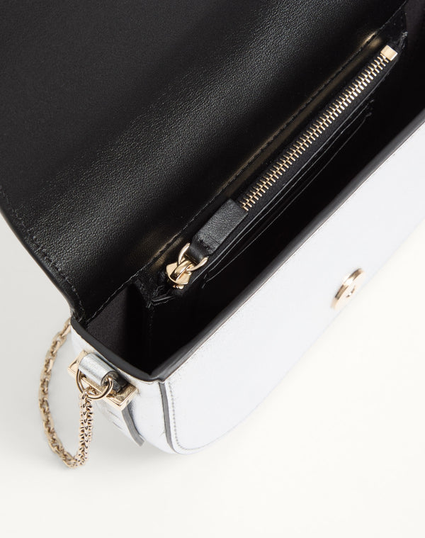 Pouch Con Catena Vlogo Walk In Nappa Metallizzata