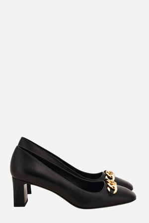 Icon Chain Pump  In Calf Leather