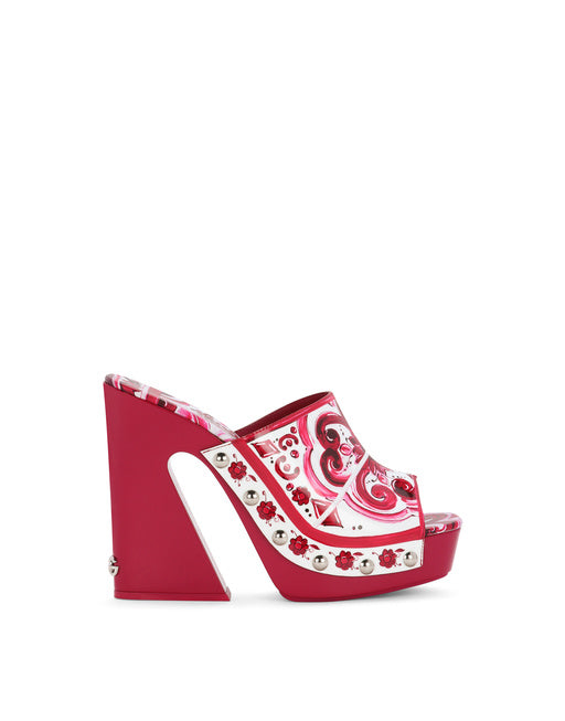 PRINTED POLISHED CALFSKIN CLOGS