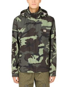 CAMOUFLAGE-PRINT NYLON JACKET