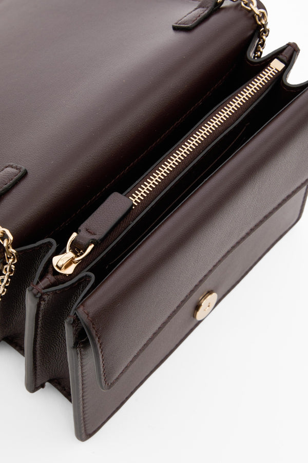 POUCH CON CATENA VLOGO WALK IN NAPPA