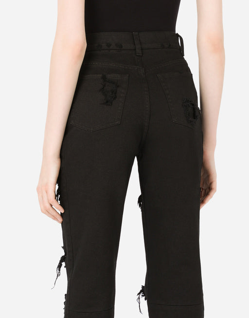 BOYFRIEND JEANS WITH RIPS