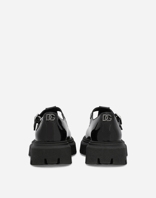 TWO-HOLE PATENT LEATHER BALLET FLATS