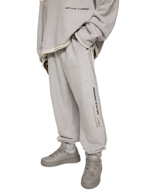 PRINTED JOGGING PANTS WITH SMALL ABRASIONS