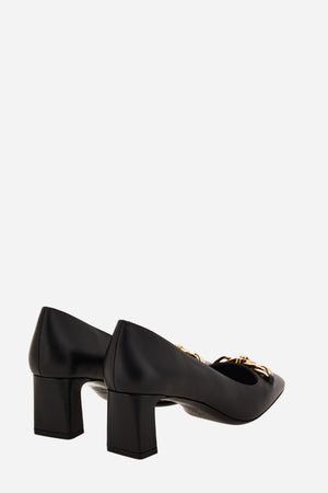 Icon Chain Pump  In Calf Leather