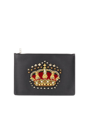 NECESSAIRE