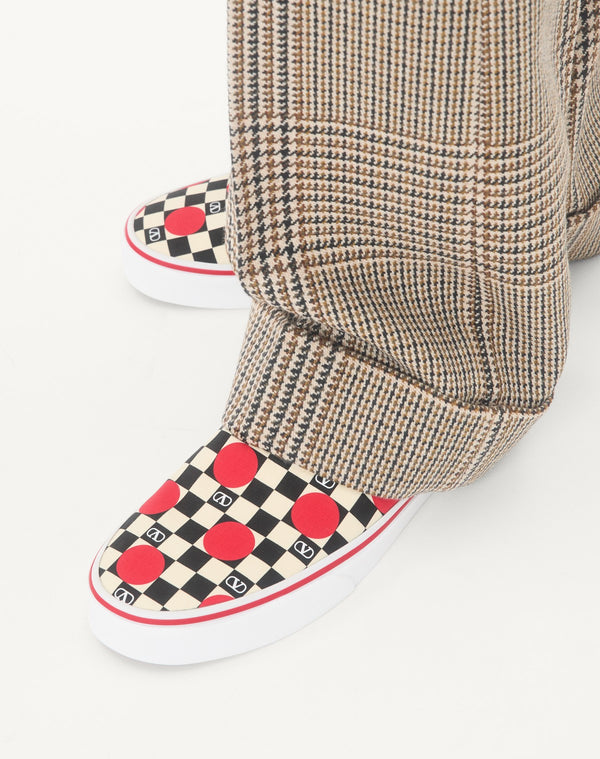 Sneaker Slip-On Valentino Garavani And Vans In Tessuto Con Stampa Vlogo Checkerboard E Dettaglio Pois