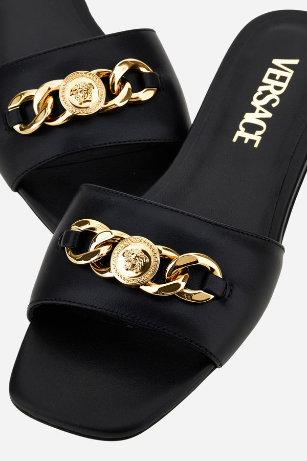 Icon Chain Flat Sandal  In Calf Leather